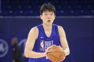 祝杨瀚森生日快乐 希望他追梦成功 20岁充满无限可能！
