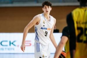 帅哥魔术师😘NBA选秀大会：篮网第8顺位选择俄罗斯控卫杰明！